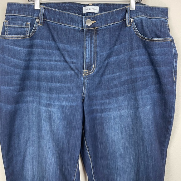 Lane Bryant Flex Magic waistband 18 Mid-Rise Boyfriend Capri Jeans - Picture 3 of 6